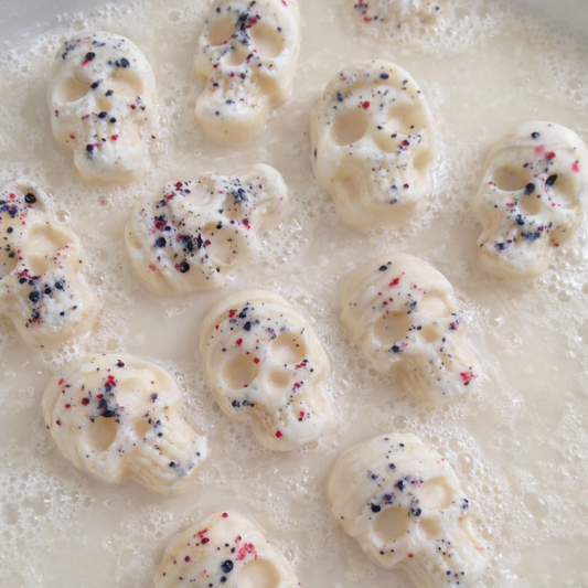 CLEARANCE Saltburn, Skull Shape Wax Melts