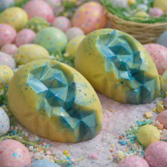 CLEARANCE Blueberry & Vanilla Swirl, Geometric Egg Shape Wax Melt
