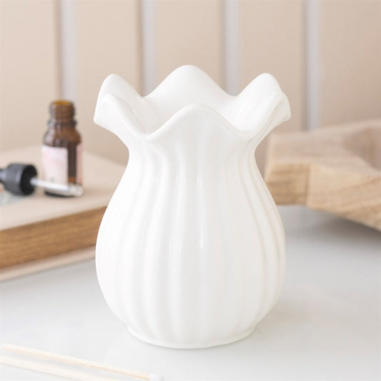 White Pleated Flare Ceramic Wax Warmer