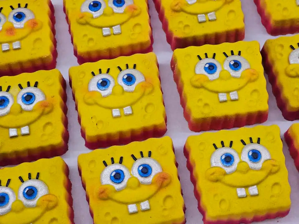 CLEARANCE Squarepants Bath Bomb - Rhubarb & Custard